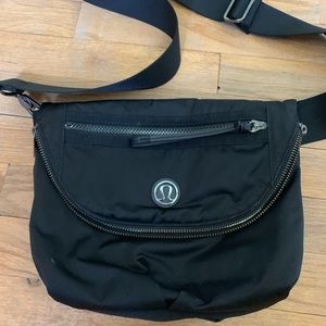 Lululemon festival bag (original version)
